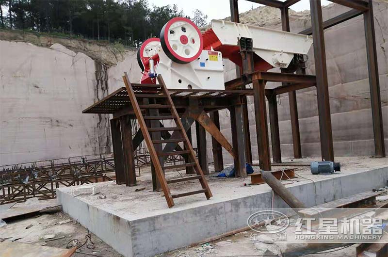 鄂式破破碎機 鄂式破破碎機